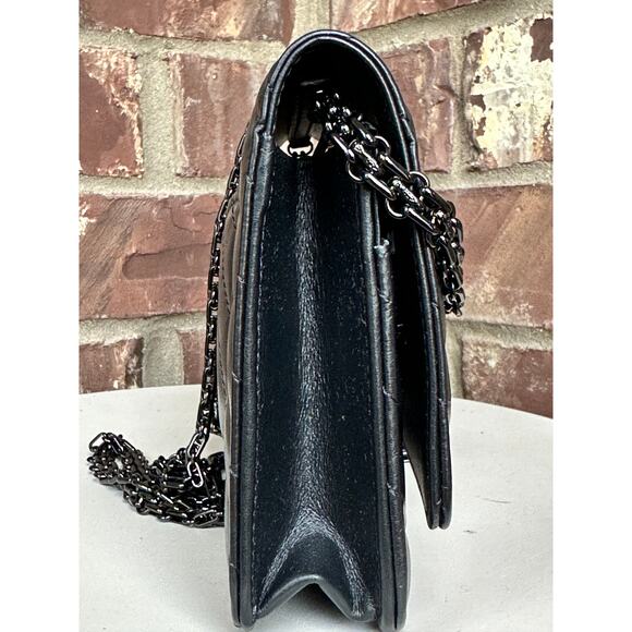 Chanel So Black Reissue 2.55 Wallet on Chain Chevron Sheepskin 45903 - Picture 4 of 14